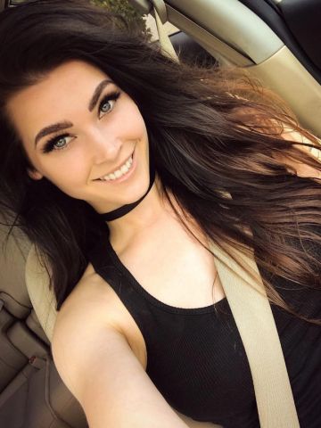 Моника фото 4